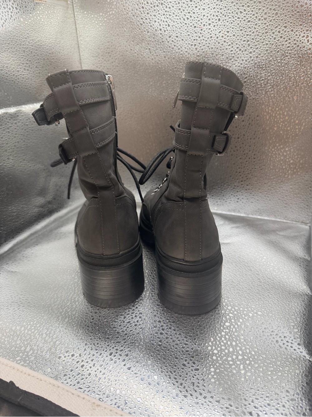 Nine West Womenโs Dark Grey Lace-Up Platform Combat Boots - Picture 4 of 5
